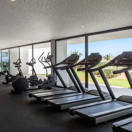 Memmo Baleeira - Design Отель