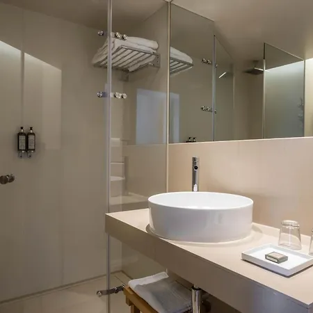 Memmo Baleeira - Design Hotel