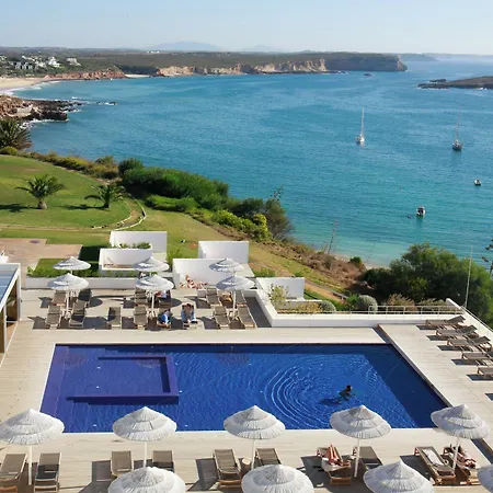 Memmo Baleeira - Design 4* Sagres