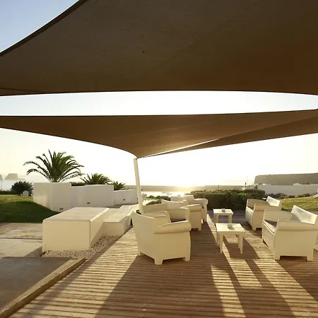 Memmo Baleeira - Design 4* Sagres