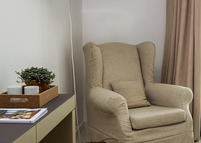 Memmo Baleeira - Design Sagres