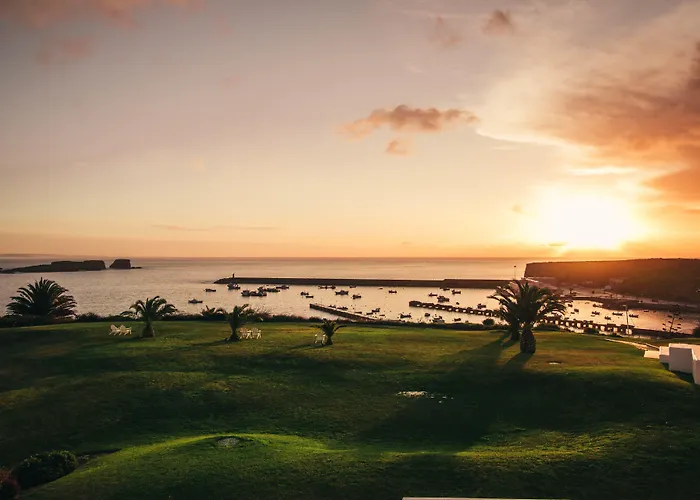 Memmo Baleeira - Design Sagres