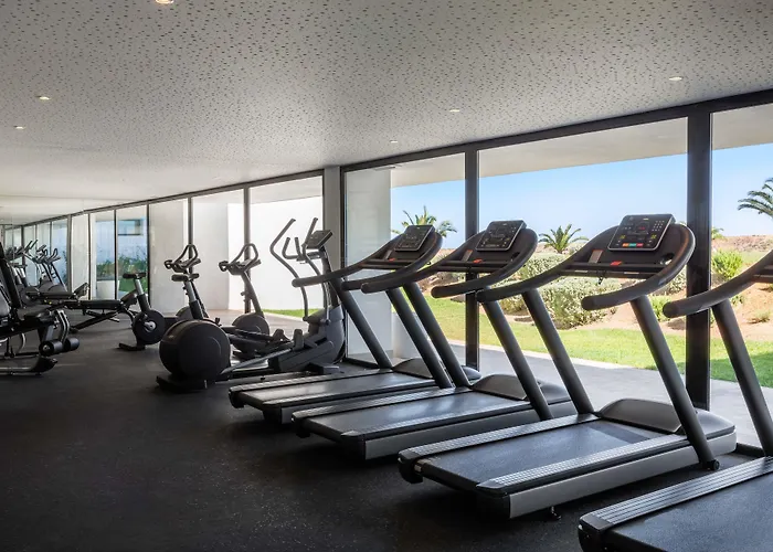 Memmo Baleeira - Design Otel