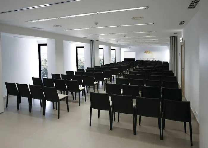 Memmo Baleeira - Design Otel 4*