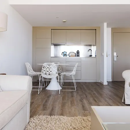 Memmo Baleeira - Design 4*